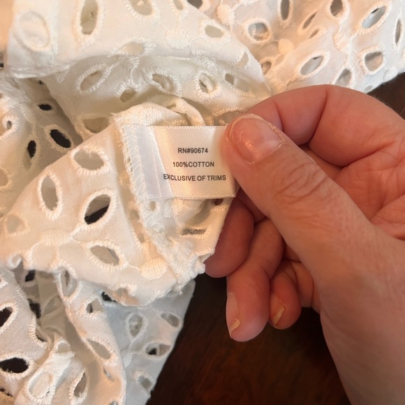 Boston Proper Women’s White Cuffed Sleeve Button Down Shirt - Size 8 - Picture 6 of 6